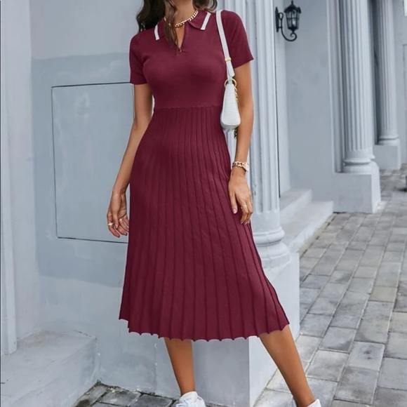 Color block collar pleated sweater dress burgundy - Picture 13 of 15